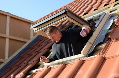 Pose de fenêtres de toit Velux à Lurais